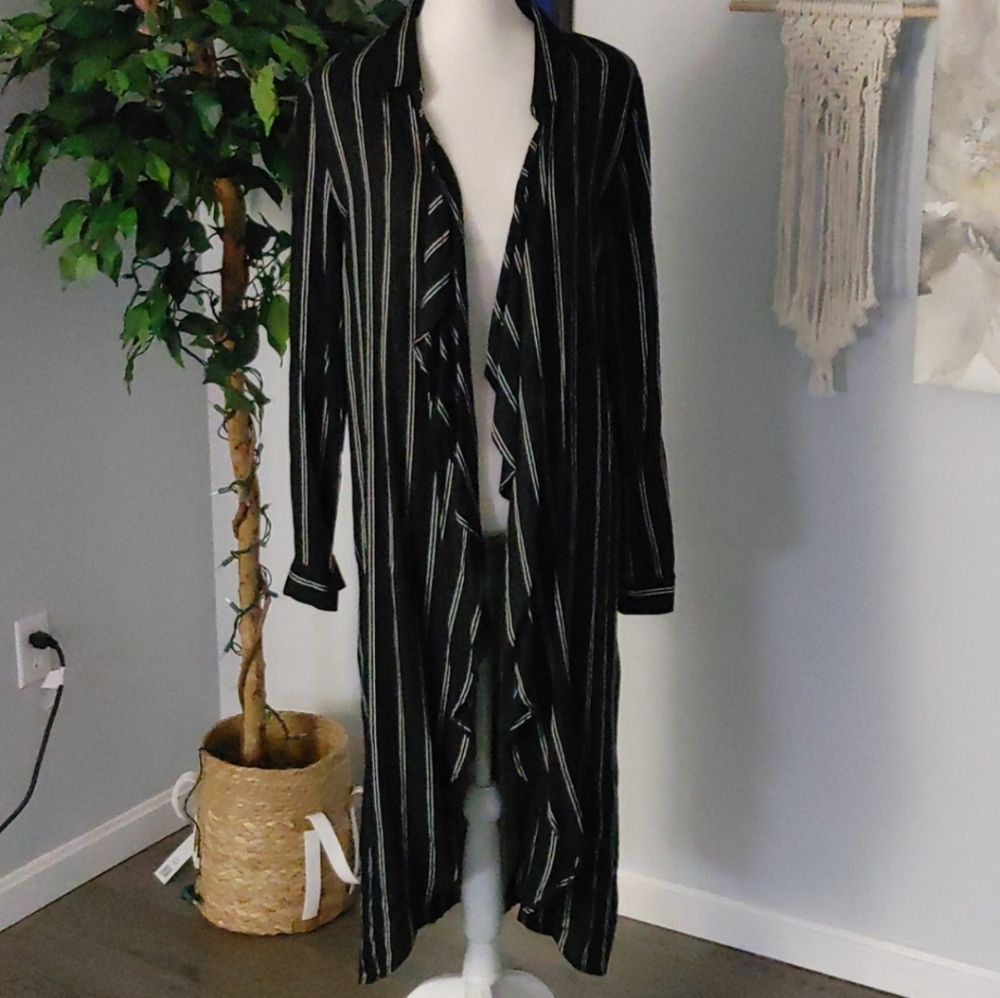 Sweater Bundle M/L!!! - Picture 4 of 7